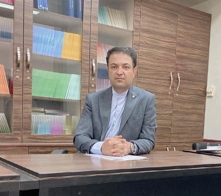 وکیل در سعادت آباد مهدی داودزاده