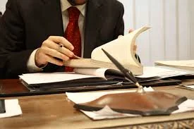 وکیل مطالعه پرونده